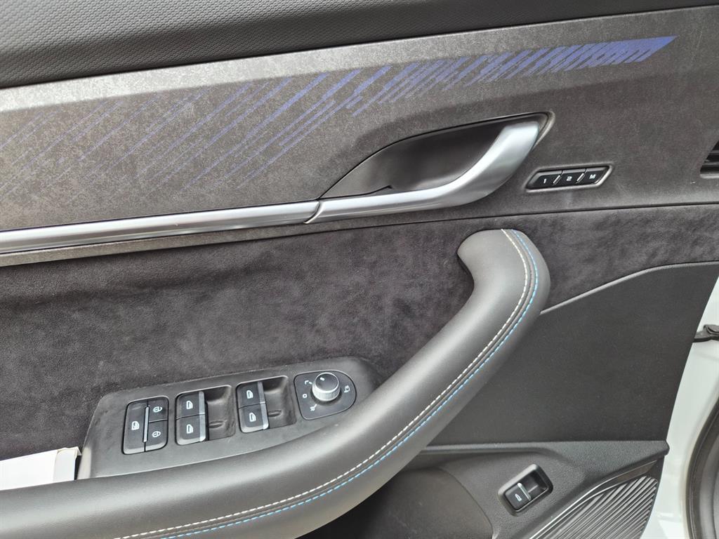 SAMSUNG Grand Koleos 2025 Blanco - Importación desde Corea - HF Imports Iquique - Foto 16