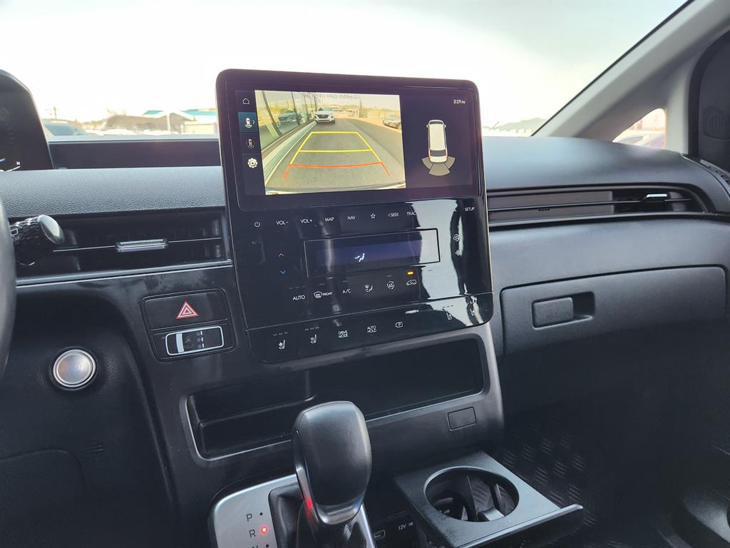 HYUNDAI Staria - Vista 7