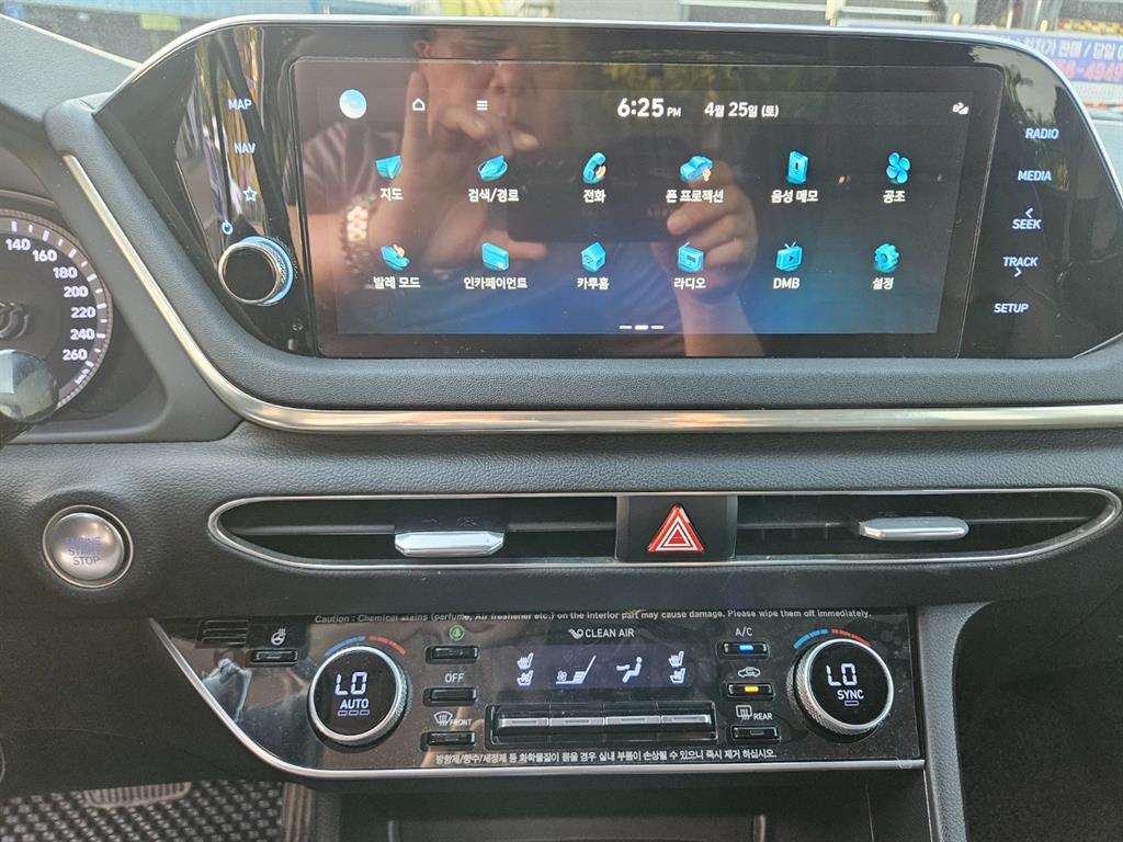 HYUNDAI Sonata - Vista 9