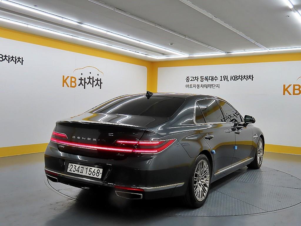 Genesis G90 - Vista 4