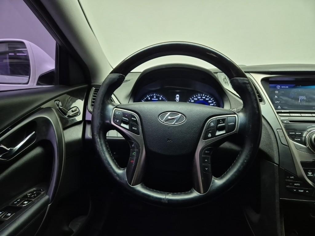 HYUNDAI Grandeur - Vista 9
