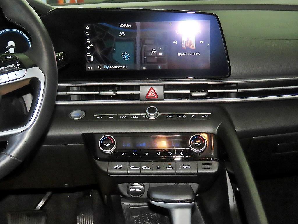 HYUNDAI Avante - Vista 11