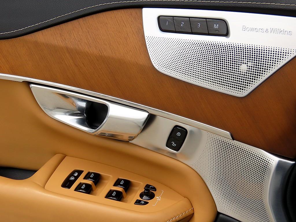 Volvo XC90 - Vista 12