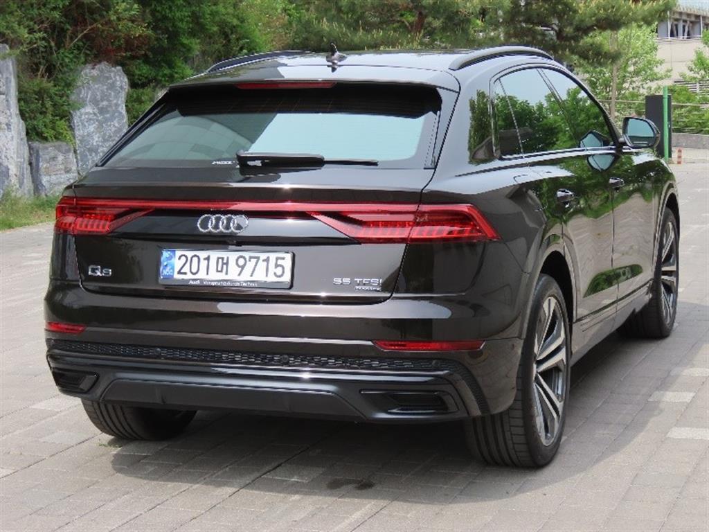Audi Q8 - Vista 5