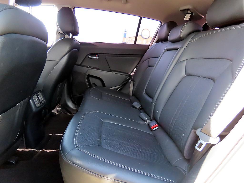 KIA Sportage - Vista 6