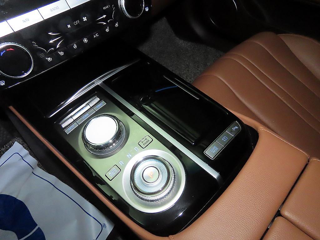 Genesis G80 - Vista 12