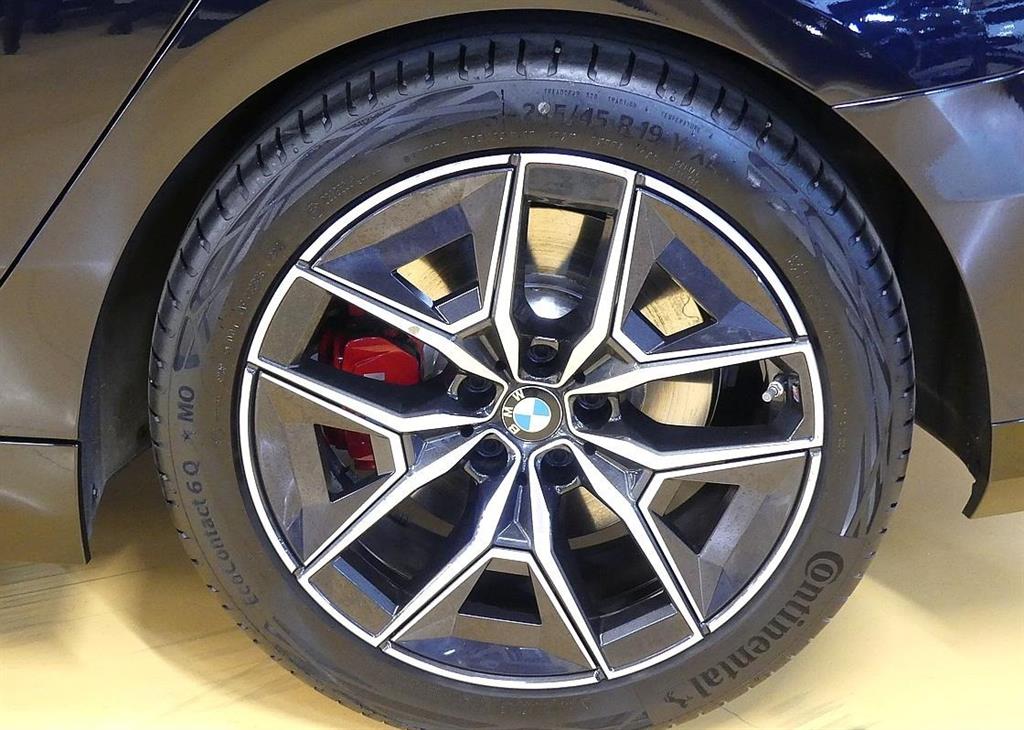 BMW 5 Series - Vista 9