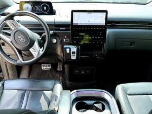HYUNDAI Staria - Vista 10