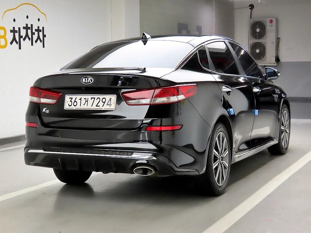 KIA K5 - Vista 4