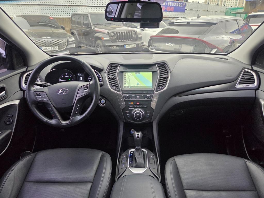 HYUNDAI Santa Fe - Vista 7