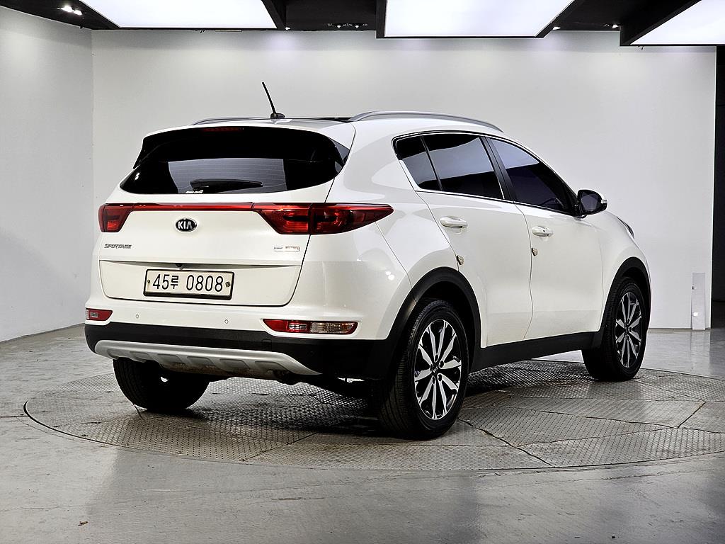 KIA Sportage - Vista 4
