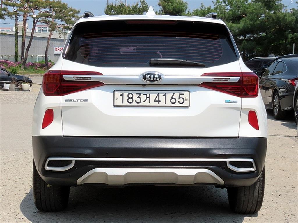 KIA Seltos - Vista 4