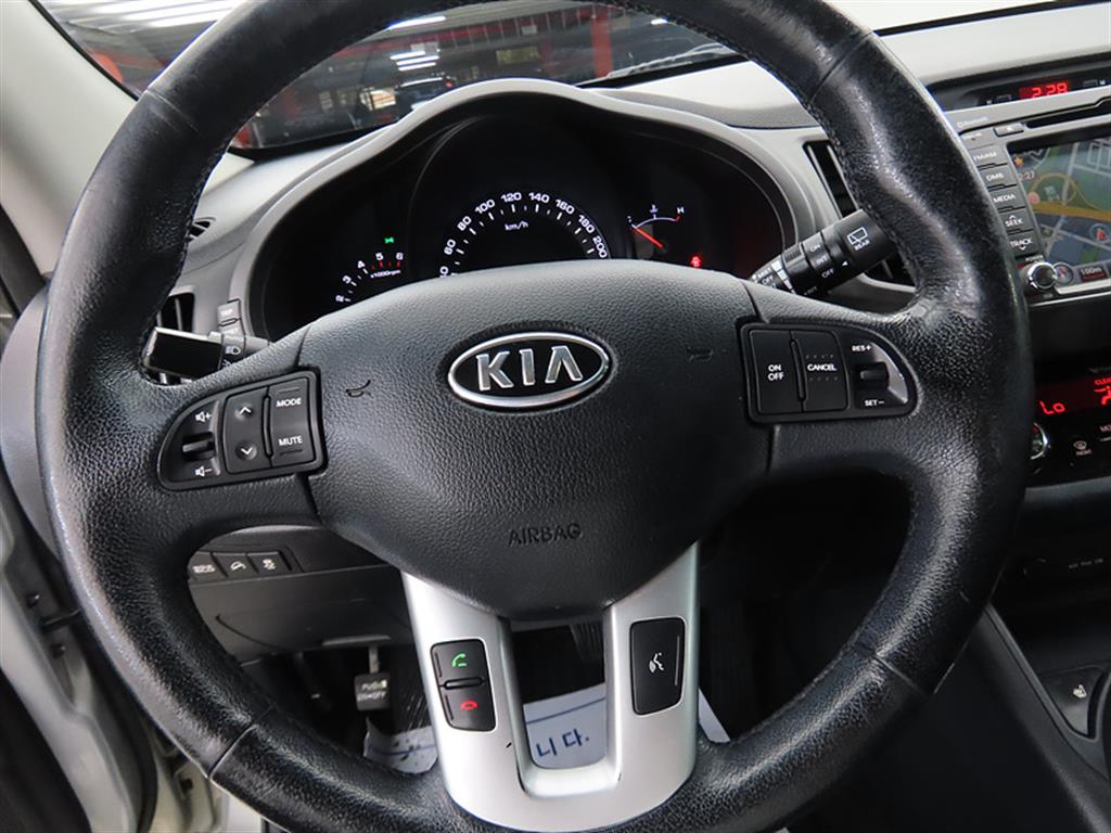 KIA Sportage - Vista 8