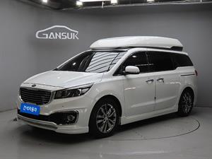 KIA Carnival - Vista 4