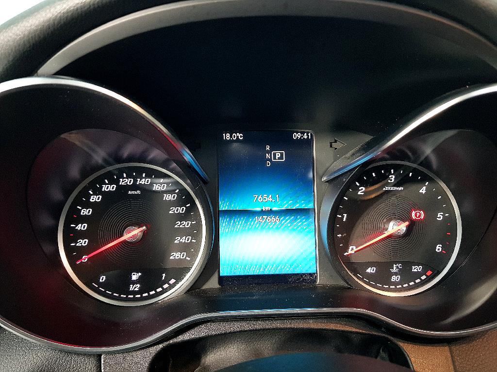 Mercedes Benz C Class - Vista 7