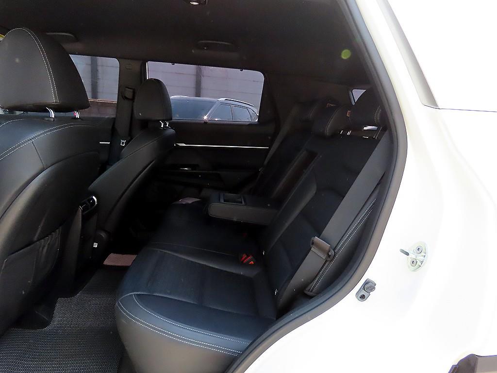Ssangyong Torres - Vista 6