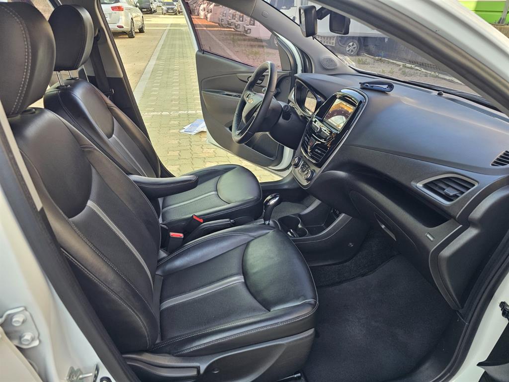 Chevrolet Spark - Vista 10