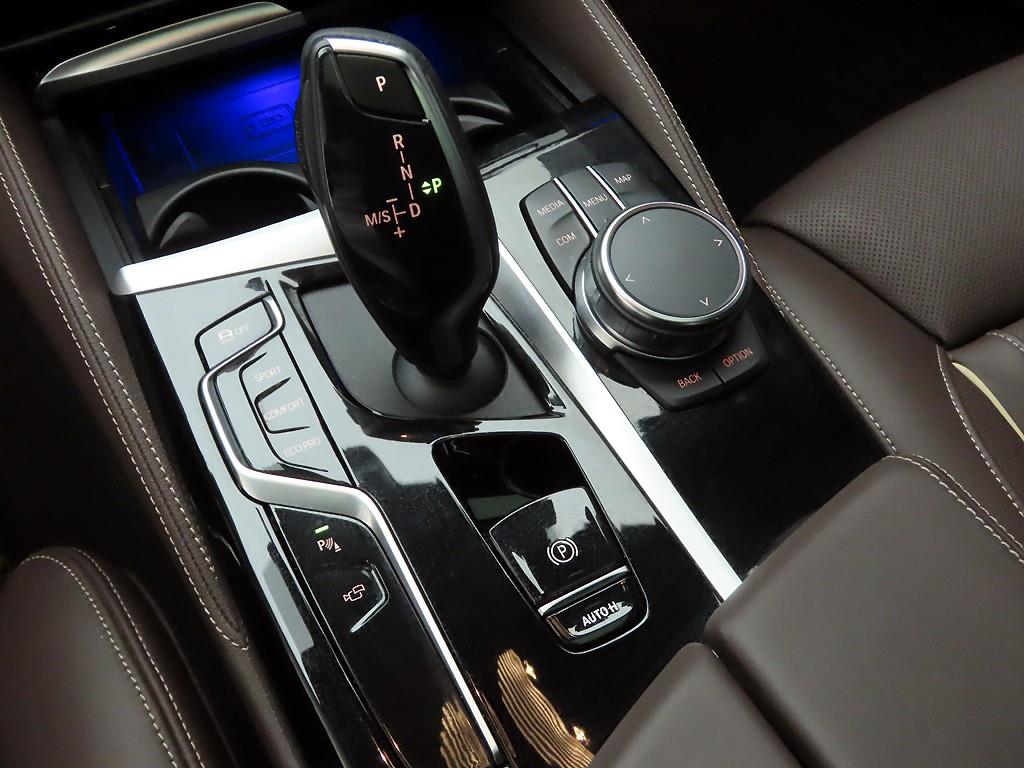 BMW 5 Series - Vista 11
