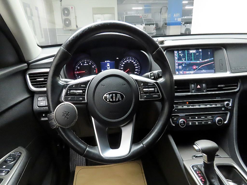 KIA K5 - Vista 8