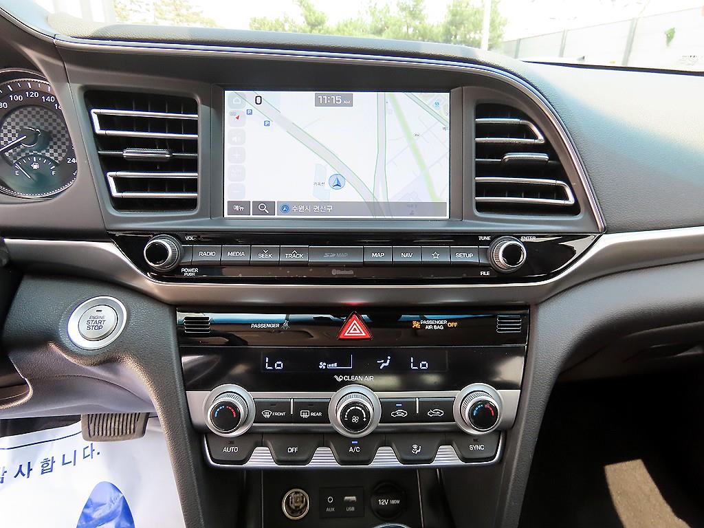 HYUNDAI Avante 2020 Blanco - Importación desde Corea - HF Imports Iquique - Foto 13