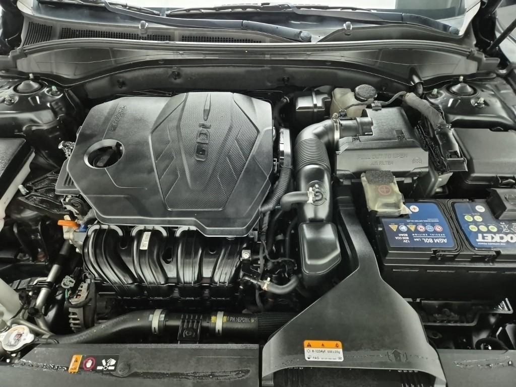 HYUNDAI Grandeur - Vista 5