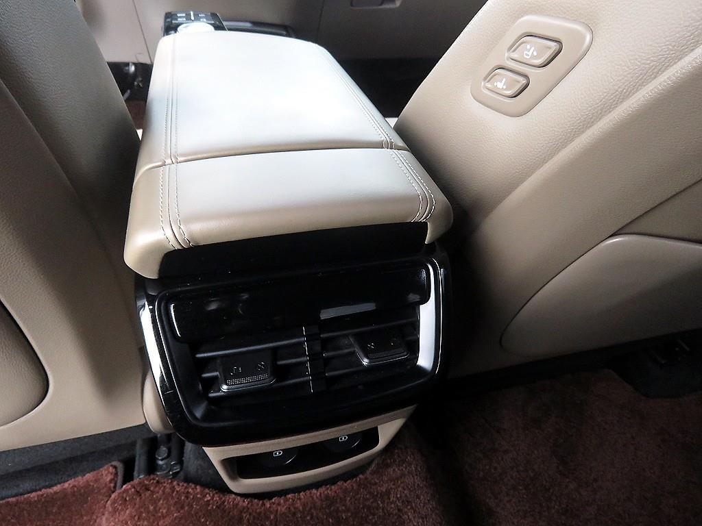 KIA K8 - Vista 8
