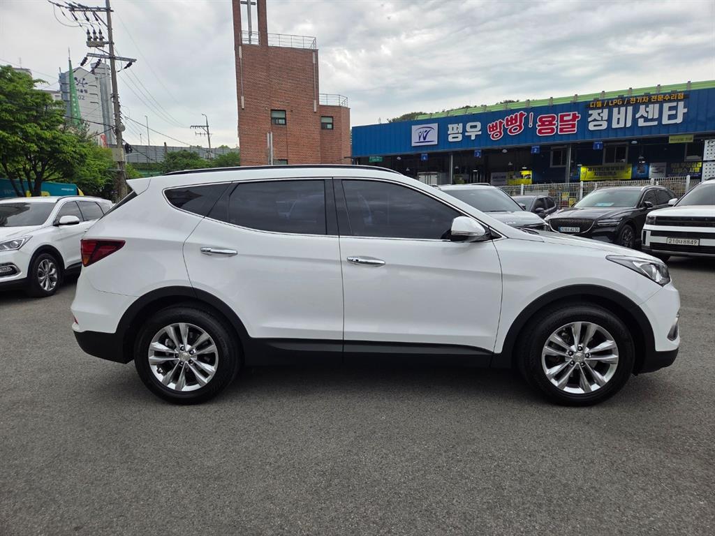 HYUNDAI Santa Fe - Vista 6