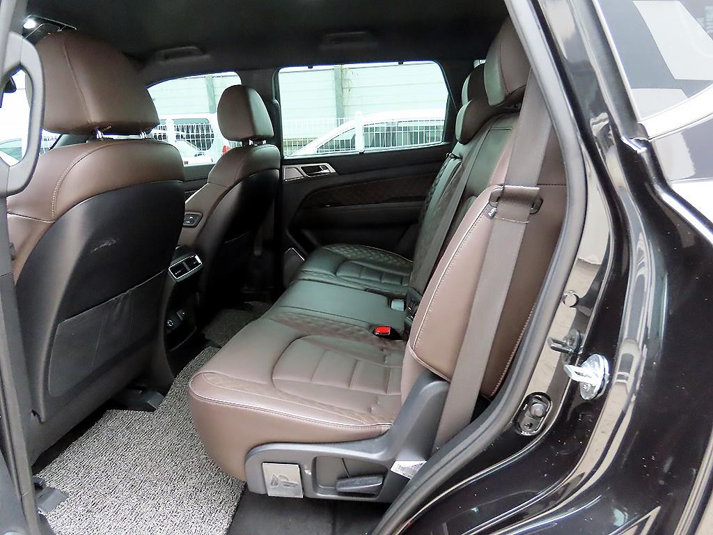 Ssangyong Rexton - Vista 6