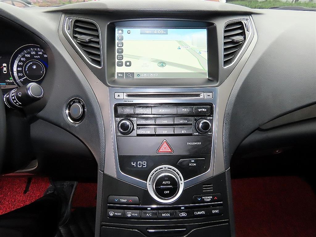 HYUNDAI Grandeur 2016 Blanco - Importación desde Corea - HF Imports Iquique - Foto 13