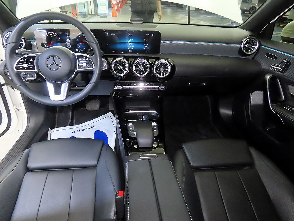 Mercedes Benz A Class - Vista 10