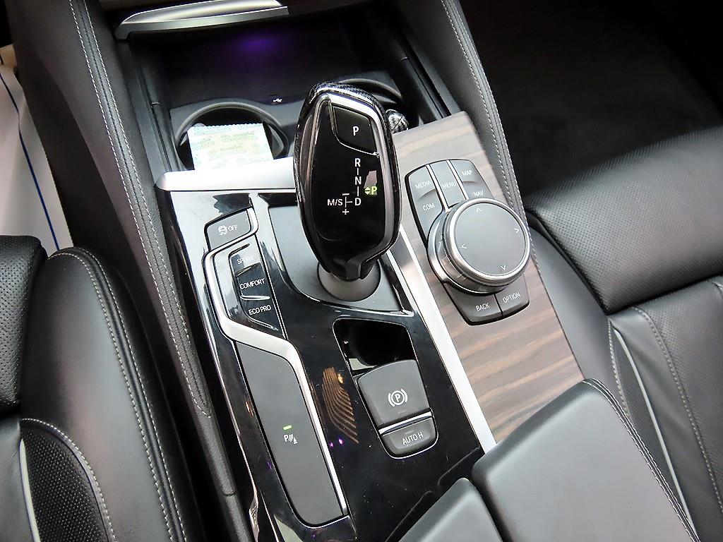 BMW 5 Series - Vista 11