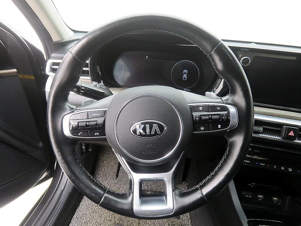 KIA K5 - Vista 9