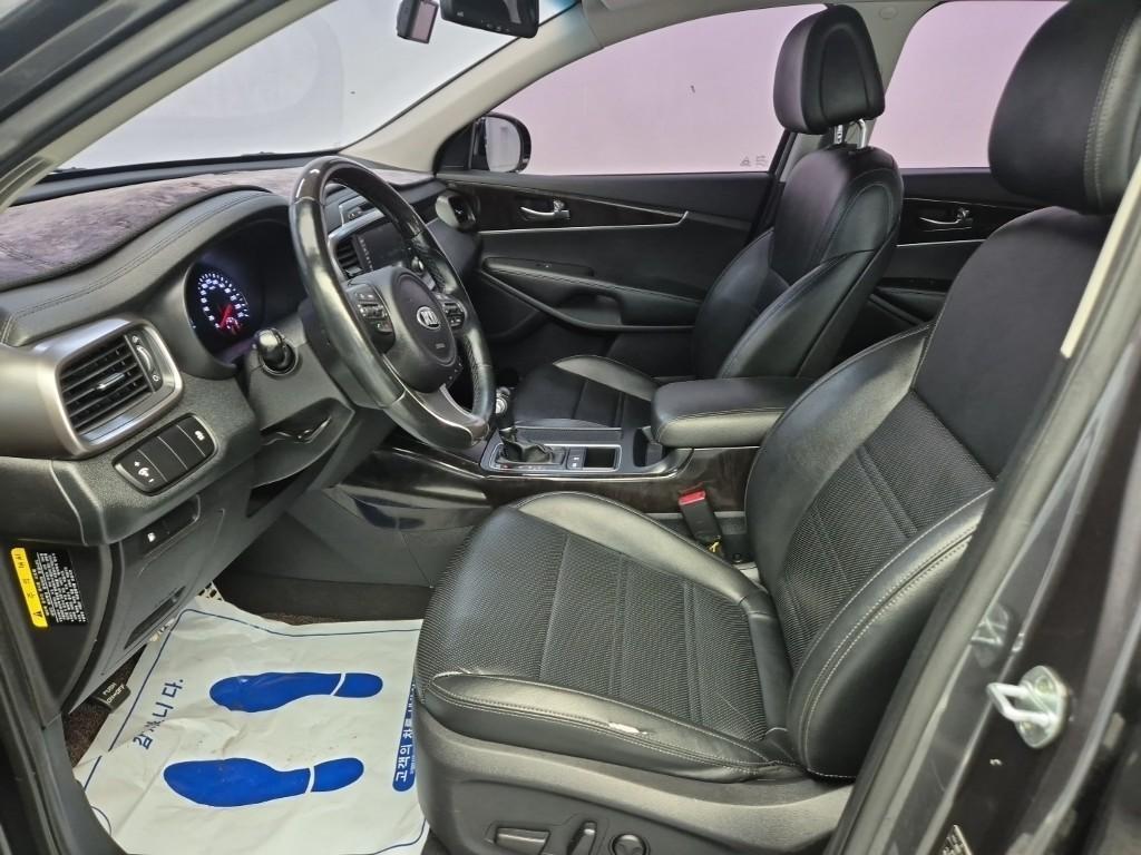 KIA Sorento - Vista 5