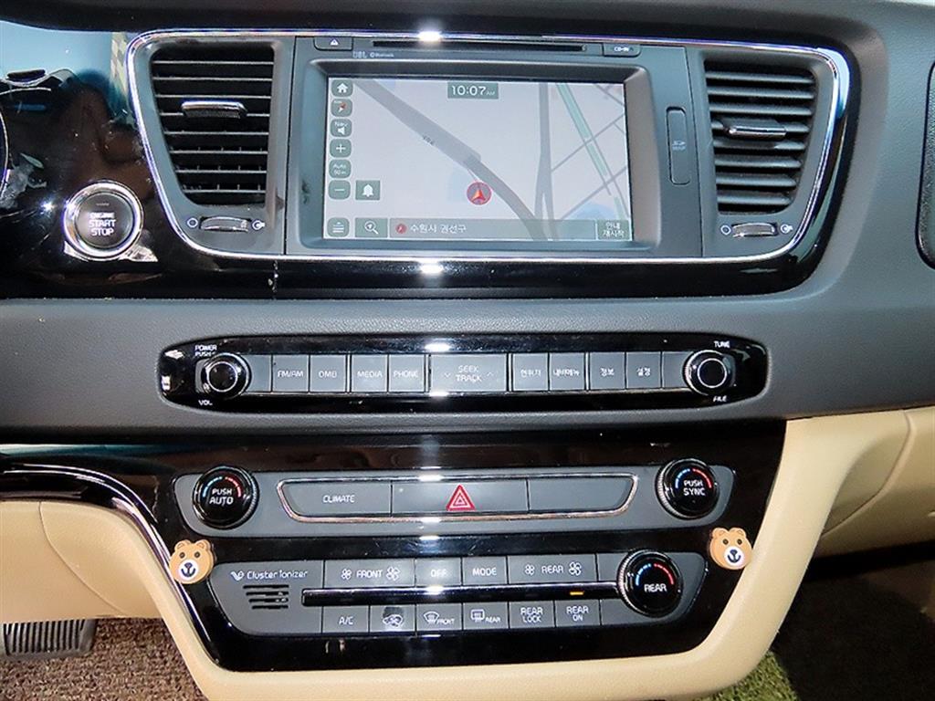 KIA Carnival 2017 Negro - Importación desde Corea - HF Imports Iquique - Foto 13
