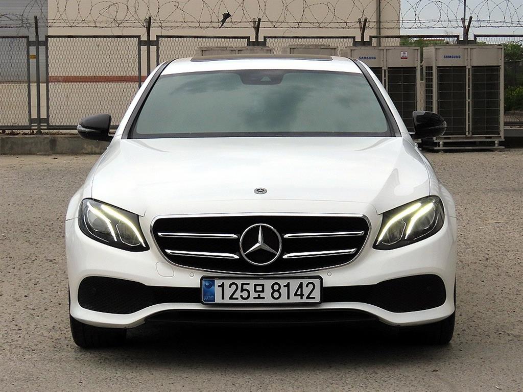 Mercedes Benz E class 2020 Blanco - Importación desde Corea - HF Imports Iquique - Foto 1