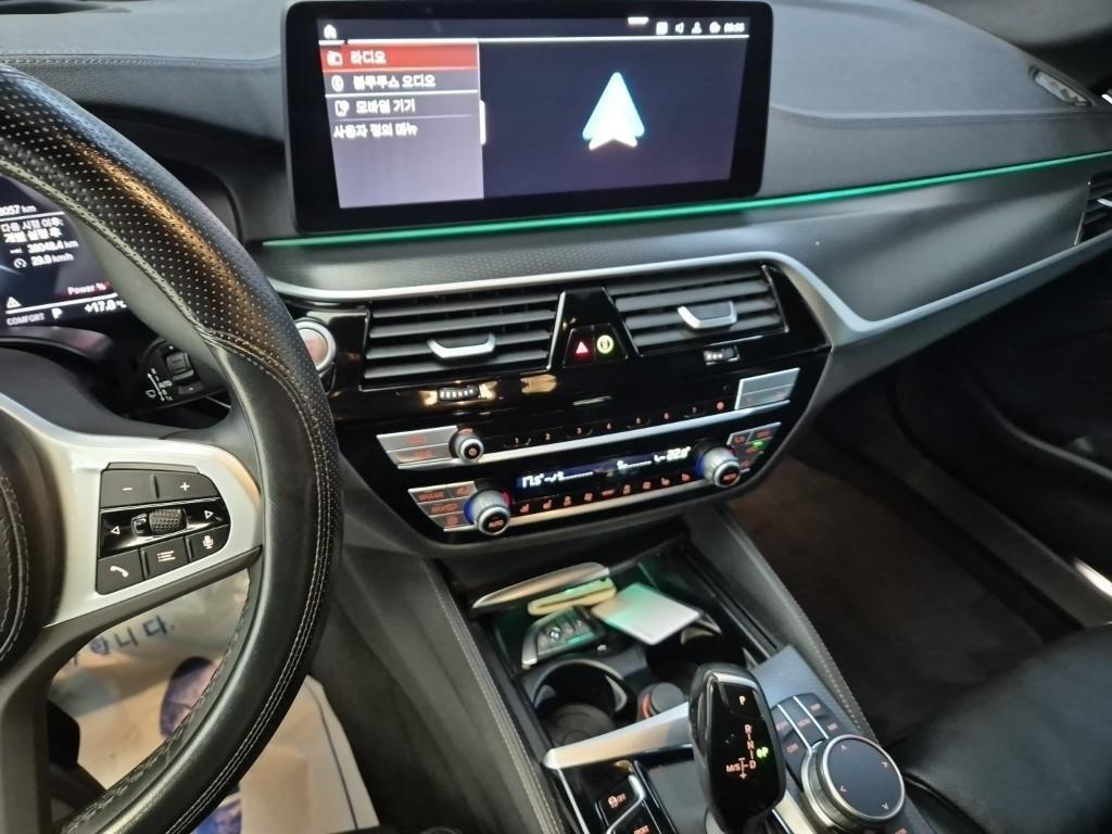 BMW 5 Series - Vista 11