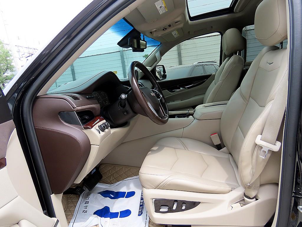 Cadillac Escalade - Vista 5