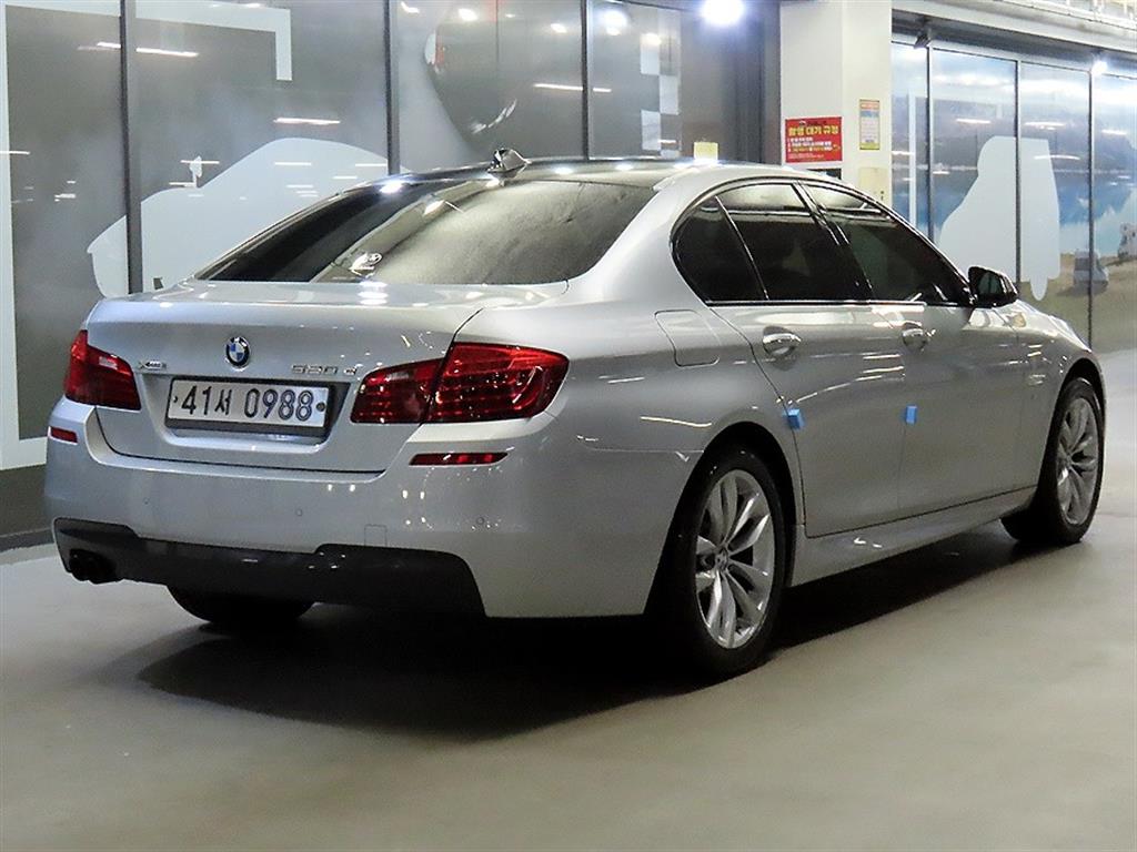 BMW 5 Series - Vista 4