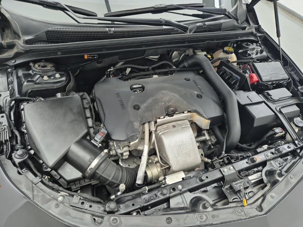 Chevrolet Malibu - Vista 6