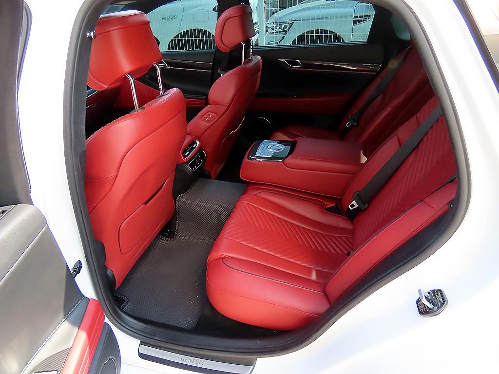 Genesis G80 - Vista 6