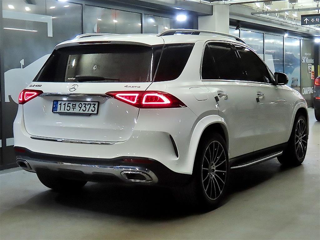Mercedes Benz GLE Class - Vista 4