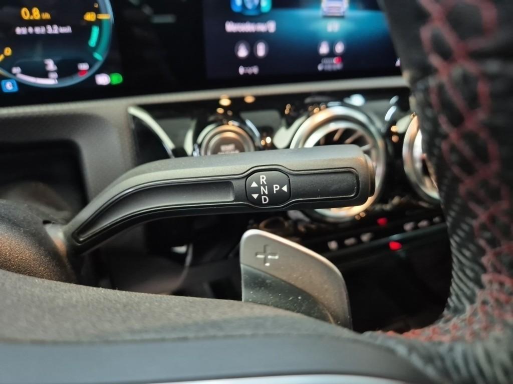 Mercedes Benz CLA Class - Vista 8