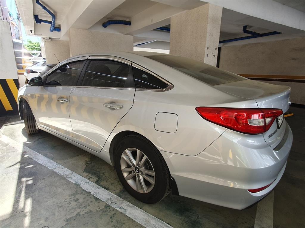 HYUNDAI Sonata - Vista 2