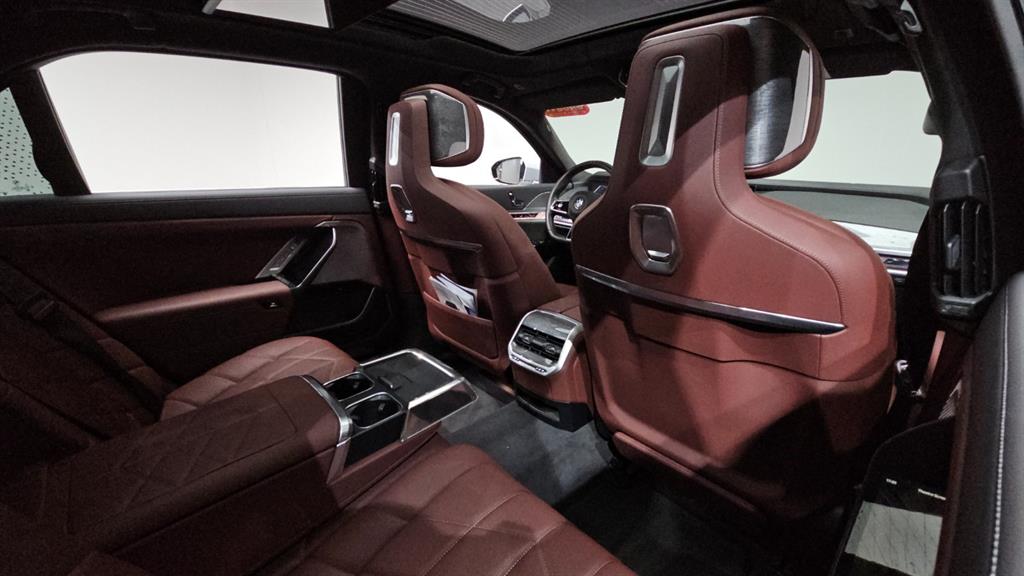 BMW 7 Series - Vista 12