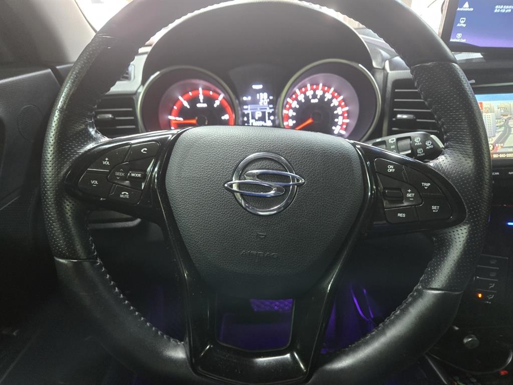 Ssangyong Tivoli 2019 Azul - Importación desde Corea - HF Imports Iquique - Foto 17
