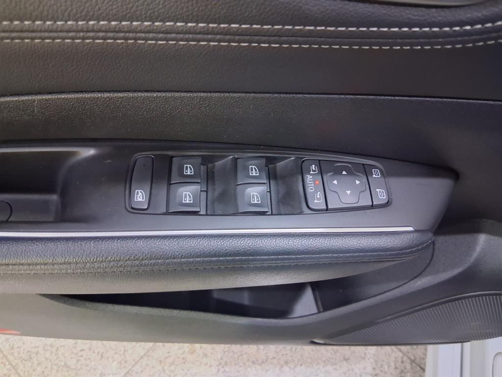 SAMSUNG SM6 - Vista 8
