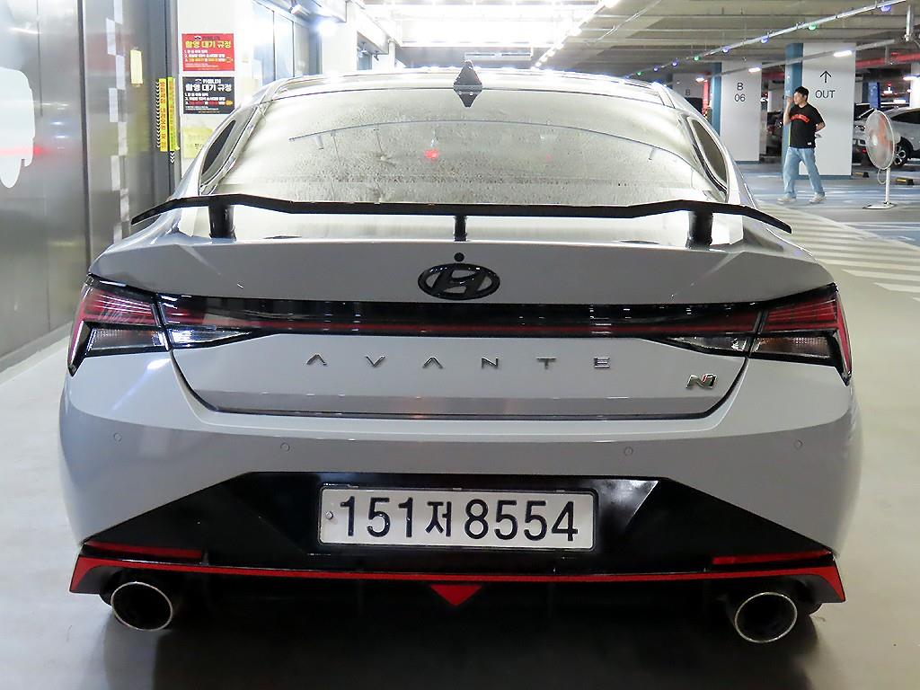 HYUNDAI Avante - Vista 5