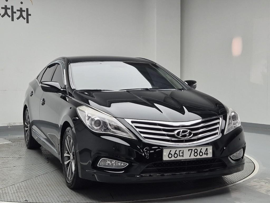 HYUNDAI Grandeur - Vista 4