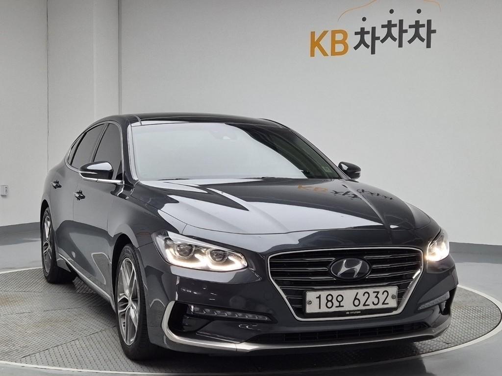 HYUNDAI Grandeur - Vista 4