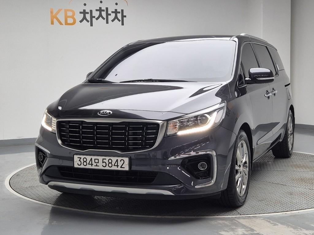 KIA Carnival 2020 Negro - Importación desde Corea - HF Imports Iquique - Foto 1